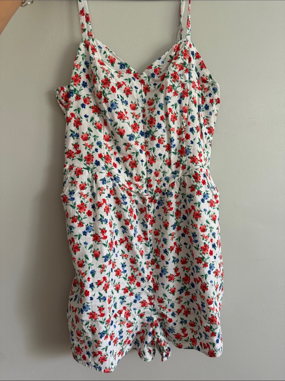 Floral Spaghetti-Strap Summer romper - White with Red & Blue Flowers